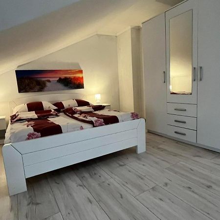 Stan Centar 1 Apartment Banja Luka Exterior photo